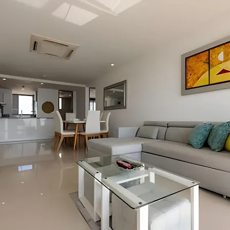 Sea View And Historic Center “morros City” 2br Apartment
